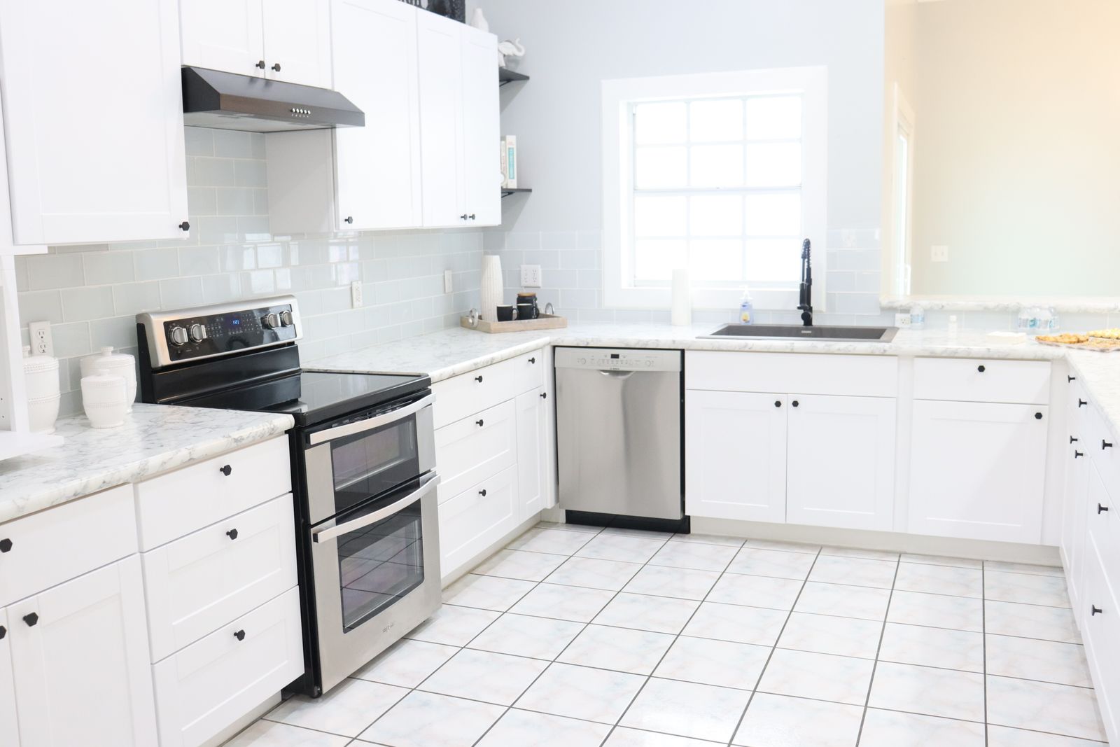 Kitchen at 1911 Fairview Rd