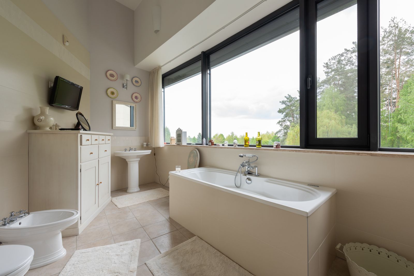 Bedroom at 4410 Rowan Hill Dr