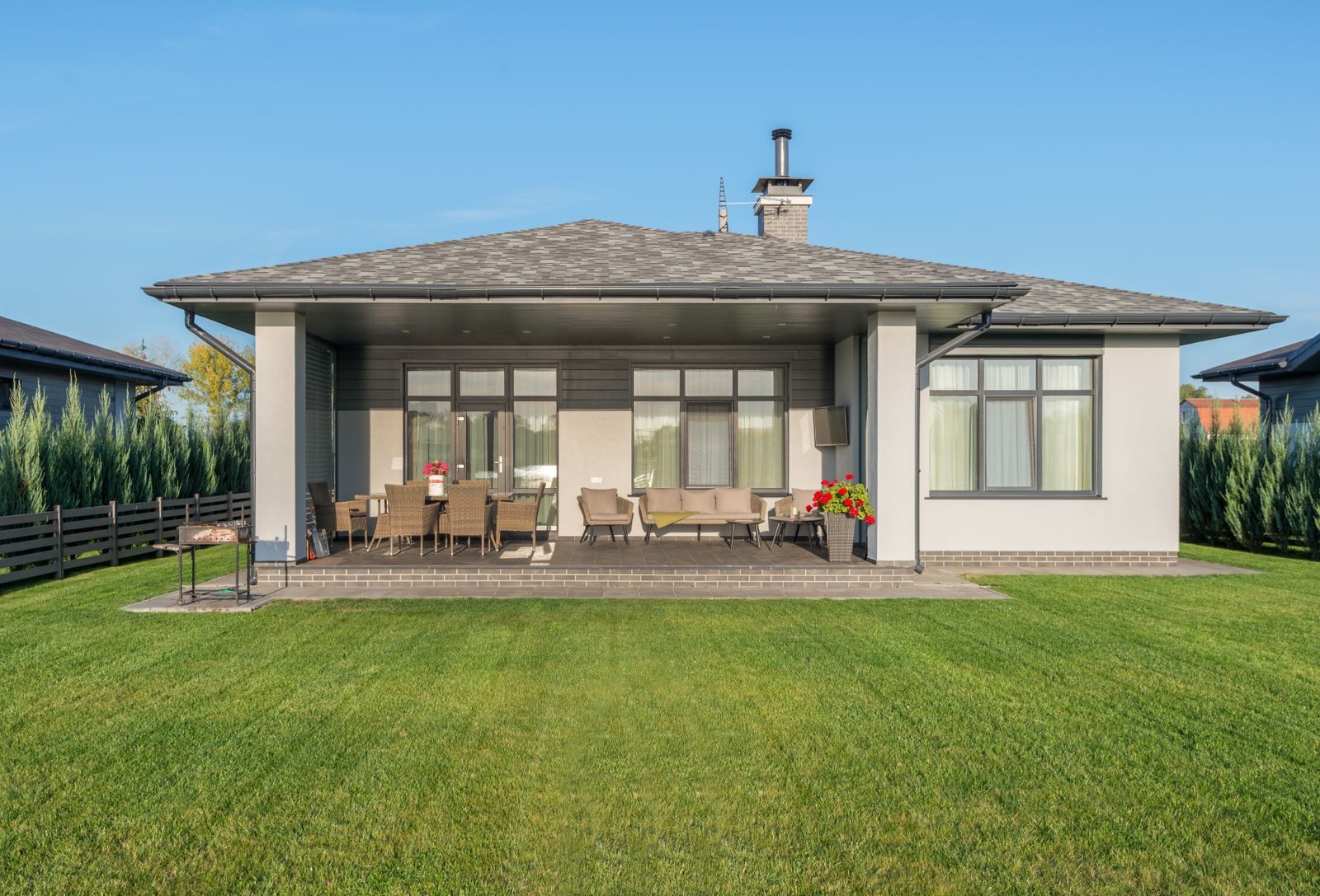 Front exterior at 1603 Sycamore Glen Ln